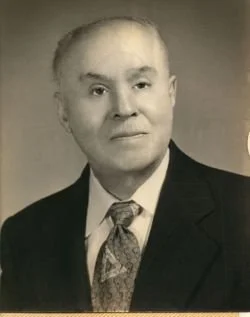  David Kobre, year unknown. Uploaded by Isabel Mandelbaum on Ancestry 