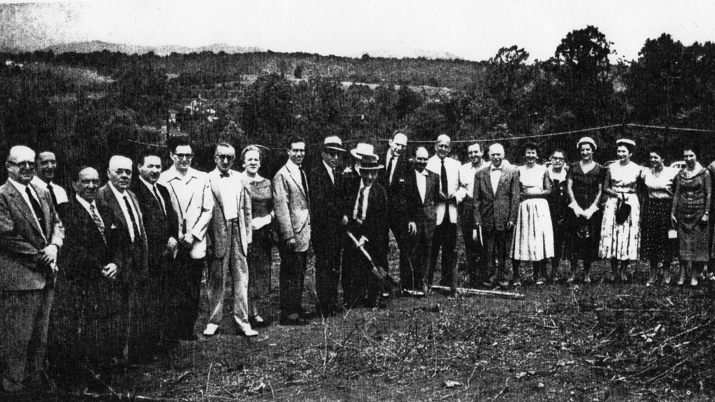  Groundbreaking ceremony, ca. 1950s. Courtesy of Agudath Sholom Synagogue 