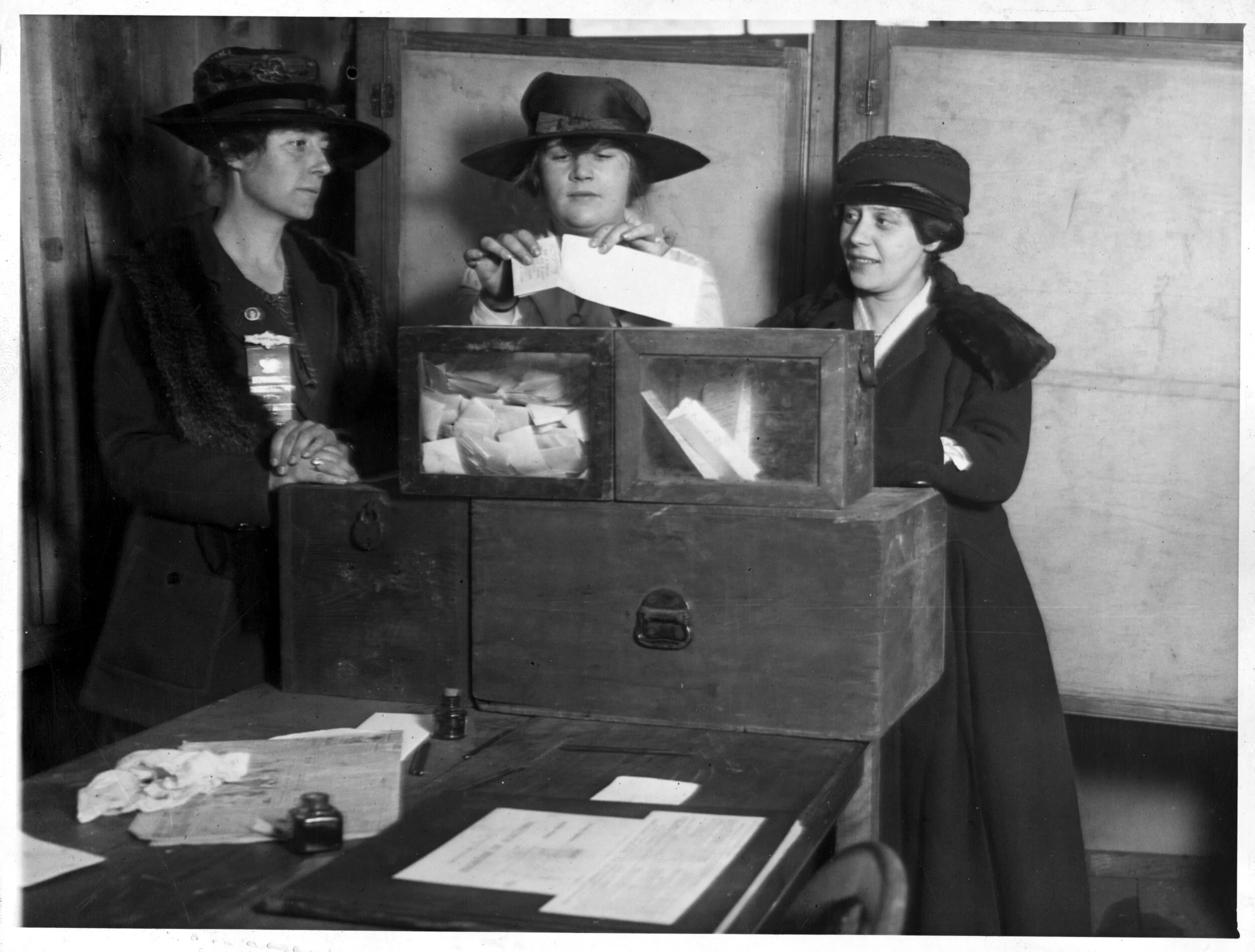  Women Casting Ballots in NY, ca. 1917, Library of Congress 